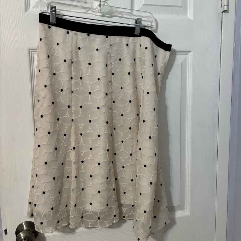 Ann Taylor Asymmetrical Cream and Black Floral Skirt